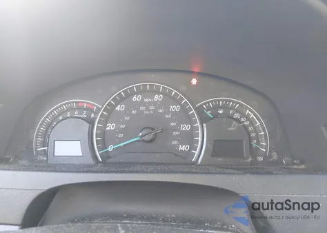 2015 Toyota Camry Le z USA, uszkodzony, nr VIN 4T1BF1FK8FU061485